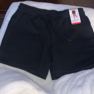 NWT Modetta Pink Women's Stretch Shorts